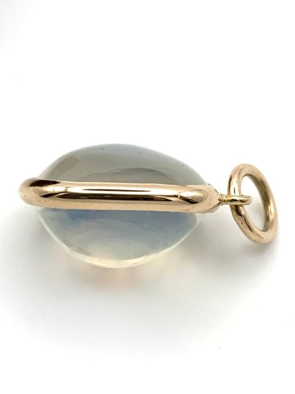 Antique Moonstone Cabochon in 9ct Yellow Gold Mount - Image 2