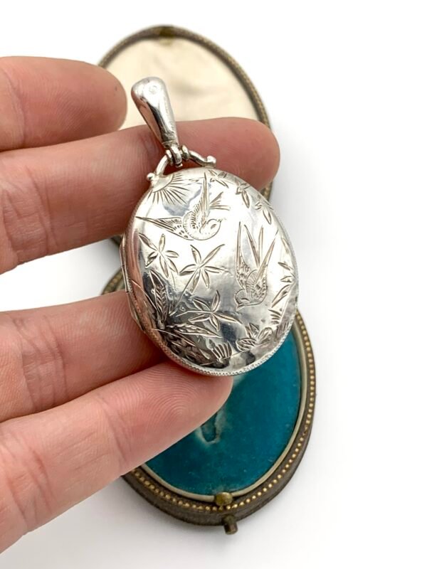 Victorian Aesthetic Movement Silver Locket with Birds - Image 8